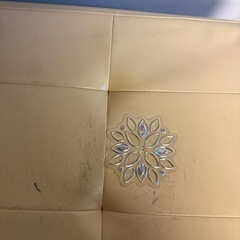 白めのボックス型チェアー　2個目の画像