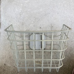 ジュニア用自転車　前カゴの画像