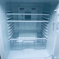 ①✅ユーイングノンフロン冷凍冷蔵庫✅ ✅UR-F110H✅の画像