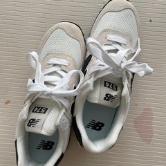 ニューバランス　574 23.5センチの画像