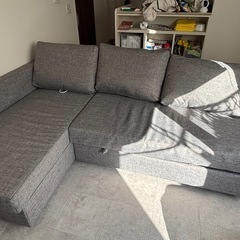 IKEAソファの画像