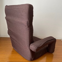 取引中　座椅子の画像