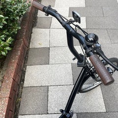 🔵中古車🔵 折畳自転車　20インチ　黒　中古自転車　点検調整永久無料✨　整備済み　西宮市の画像