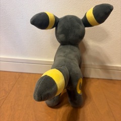 ポケモン　ブラッキーぬいぐるみの画像