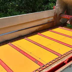 堆肥散布用　デリカ　マニアスプレッダー　１０００㎏の画像