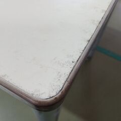 中古テーブル　幅150X奥行75X高さ80ｃｍ　重厚です。見に来ませんか？ほかにもテーブルあります！YN304Sの画像