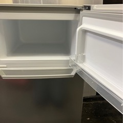 ★大阪引取限定　2ドア冷蔵庫　オススメ　87リットル【IK31】の画像