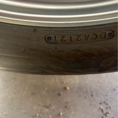 スタッドレス　ハリアー　RAV4 NX ブリザック  2021年　バリ溝の画像