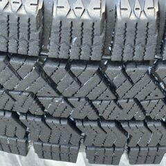 ブリヂストン　スタッドレスタイヤ　BLIZZAK VRX2　軽自動車用　155/65R14　75Q　鉄製ホイール付　4本セット　専用ナット付の画像