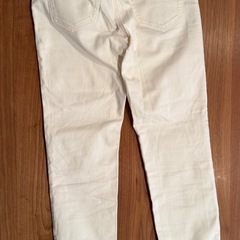 ユニクロ　ストレッチスリムストレートジーンズ　白　レディースの画像