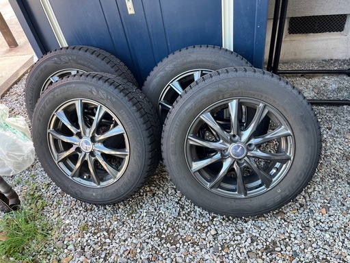 （終了）スタッドレスタイヤ＋アルミホイール 185/65-15 92Q