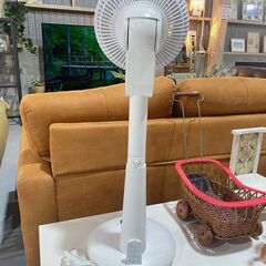 H11★EPEIOS エペイオス★3D首振りサーキュレーター HM702A 2022年 リモコン付き 風量12段階  超静音設計 イオン発生技術搭載 アロマ機能の画像