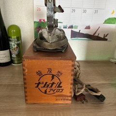 ビンテージ　アイロンの画像