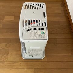 石油ストーブ　古いですが芯を変えているので問題無く使えますの画像