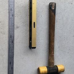 🍓 手道具：１０品セット／定規(指金)／水平器／ノコギリ🪚／ハンマー 🛠️                の画像