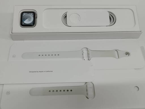 Apple Watch Series 6/GPS+セルラー/40mm/A2375/シルバー〈M06M3J/A〉
