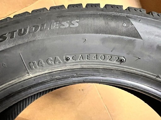 185/60R15 ブリヂストン VRX2  スタッドレスタイヤ 冬タイヤ 2022年製 