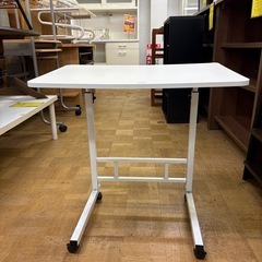 【ジャングル深井店】★キャスター付き ミニテーブル ホワイト 家具 簡易クリーニング済 堺市（中区 堺区 東区 西区 南区 北区）和泉市 河内長野市 富田林市 松原市 狭山市 深井 【FU2905】の画像