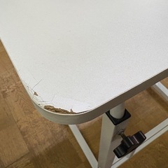 【ジャングル深井店】★キャスター付き ミニテーブル ホワイト 家具 簡易クリーニング済 堺市（中区 堺区 東区 西区 南区 北区）和泉市 河内長野市 富田林市 松原市 狭山市 深井 【FU2905】の画像