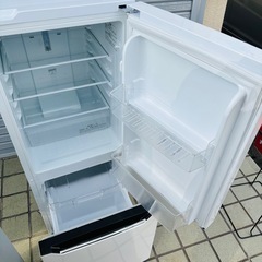 直接引き取り3,000円引き⭐︎大阪府下又は近郊は配送設置込み🉑 Hisense 150L 冷凍冷蔵庫 HR-D15C 2017年製/YMJ112-04 の画像