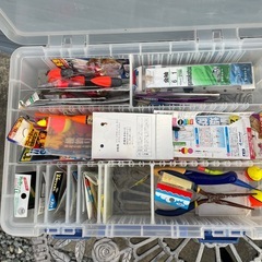 釣竿と小物の画像