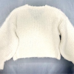 dazzlin ふわふわ白ニット Vネック フリーサイズの画像