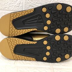 PUMA プーマ スピードモンスター V3 ブラック/ゴールド 22.5cmの画像