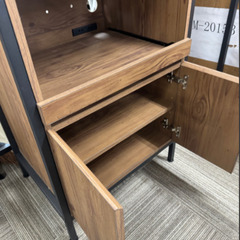 食器棚　ウォールナットの画像