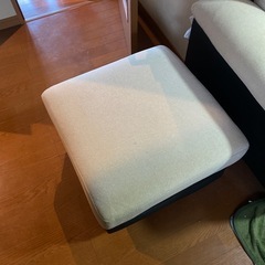 3人掛けカウチソファー
の画像