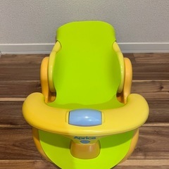 アップリカのベビーバスチェア、Apricaの画像