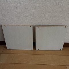 ホワイト木目調　板2枚の画像