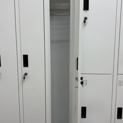 鍵付き
ロッカーの画像