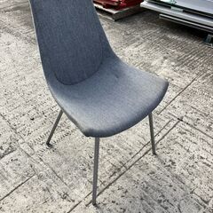 モダンチェアグレーの画像