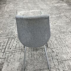 モダンチェアグレーの画像