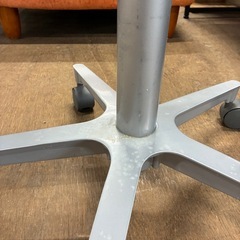 昇降式　キャスター付きイス　の画像