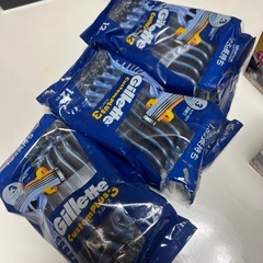 カミソリ12個入り3セット の画像