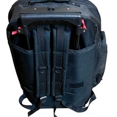 グローブ、手袋色々、おまけにキャスター付きリュックの画像