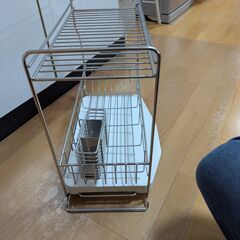 【中野区】水切りラック 1000円の画像
