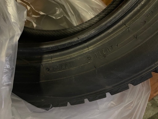 DUNLOP WINTERMAXX 175/65R15 4本セット　タイヤのみ　2021年製　ダンロップ  ウインターマックス　スタッ
