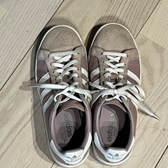 アディダス スニーカー 23cm
の画像
