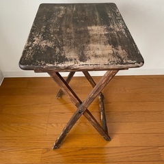 折り畳みサイドテーブルの画像