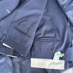 大きいサイズのスーツの画像