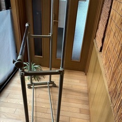 キャスター付き2段ハンガーラックの画像