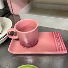 ルクルーゼ　食器セットの画像