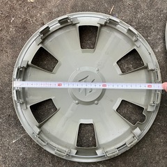 スズキ　ホイールキャップ4点セットの画像