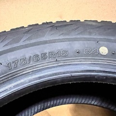 175/65R15 ブリヂストンVRX2 2021年製 スタッドレスタイヤ 冬タイヤの画像