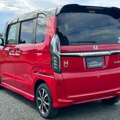 コミコミ🚘ツートンカラー！車検2年付！ディーラー整備車両！ホンダセンシング！NBOXカスタム！の画像