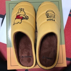 プーさんのルームシューズ　オレンジMの画像