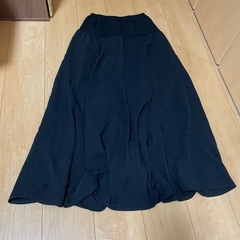 マタニティ用ズボン2枚、スカート1枚の画像