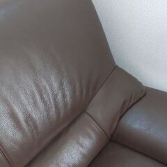 カリモク3人掛けソファー　革製の画像
